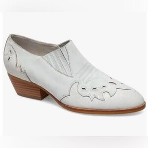 Anthropologie Silent D Tarvita Off-White Booties